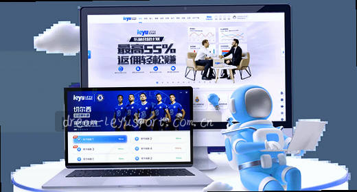初秋清晨细雨轻抚着梧桐叶